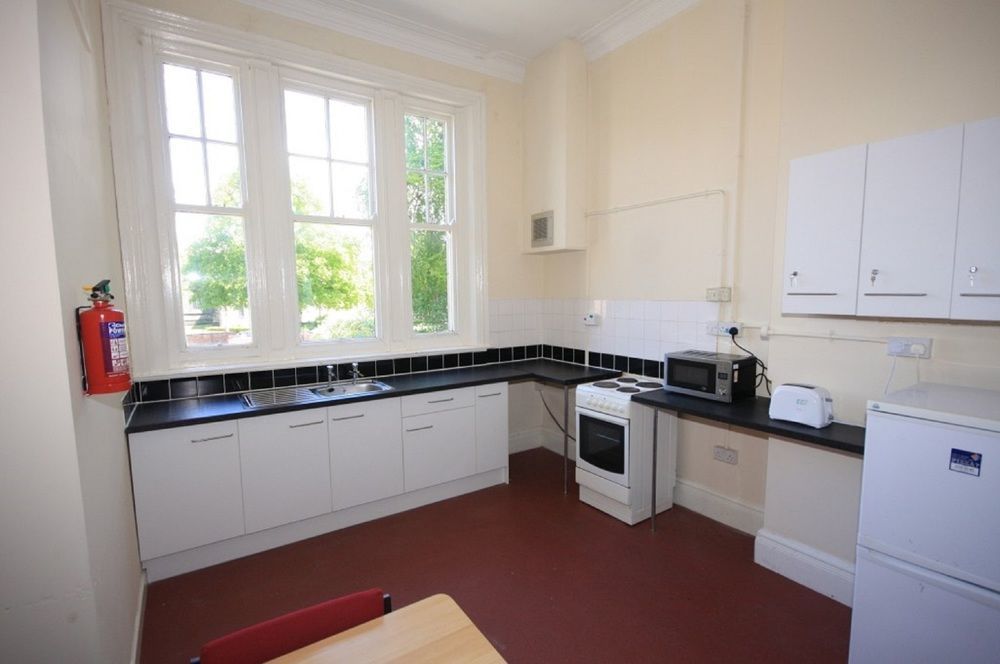 Bridgewood House Otel Stafford Dış mekan fotoğraf
