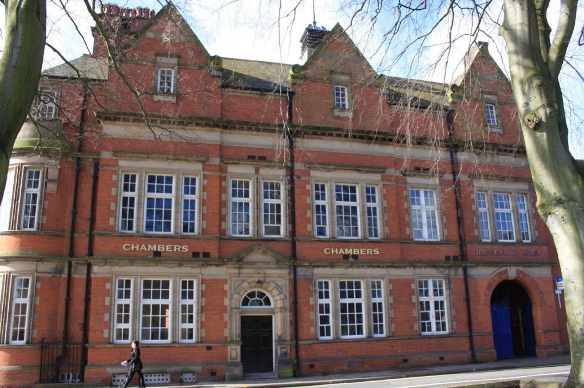 Bridgewood House Otel Stafford Dış mekan fotoğraf