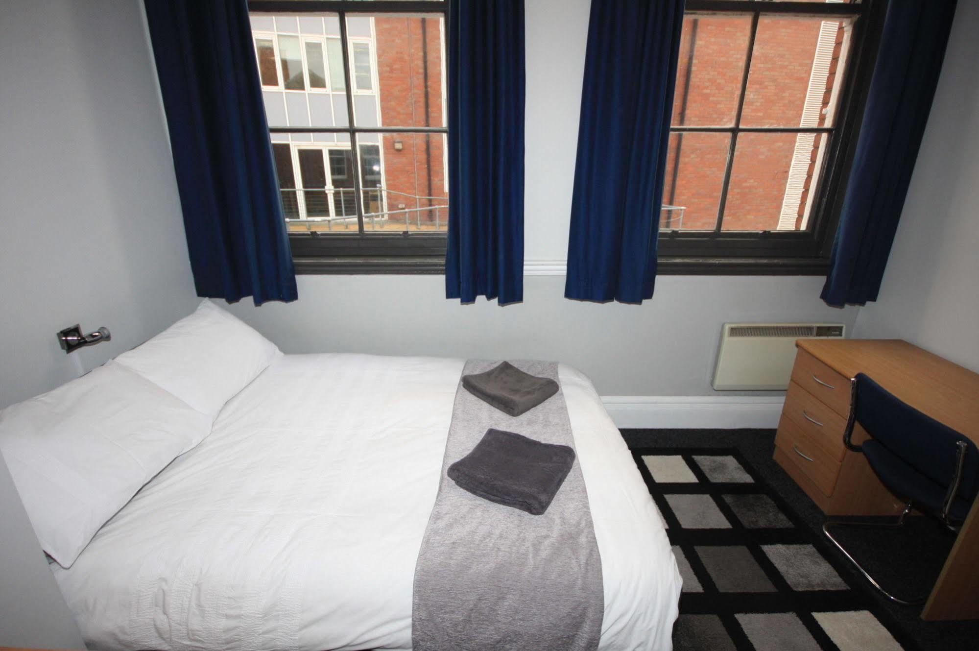 Bridgewood House Otel Stafford Dış mekan fotoğraf